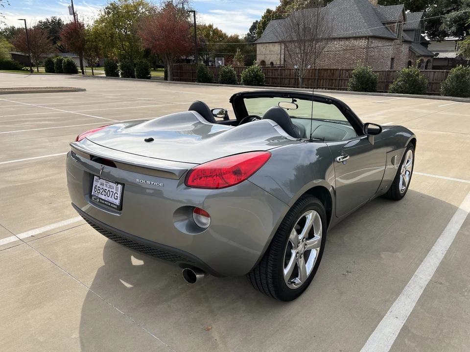 2007 Pontiac Solstice - Image 8 of 31