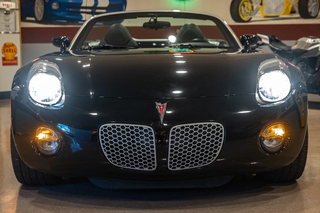 2007 Pontiac Solstice - Image 16 of 31