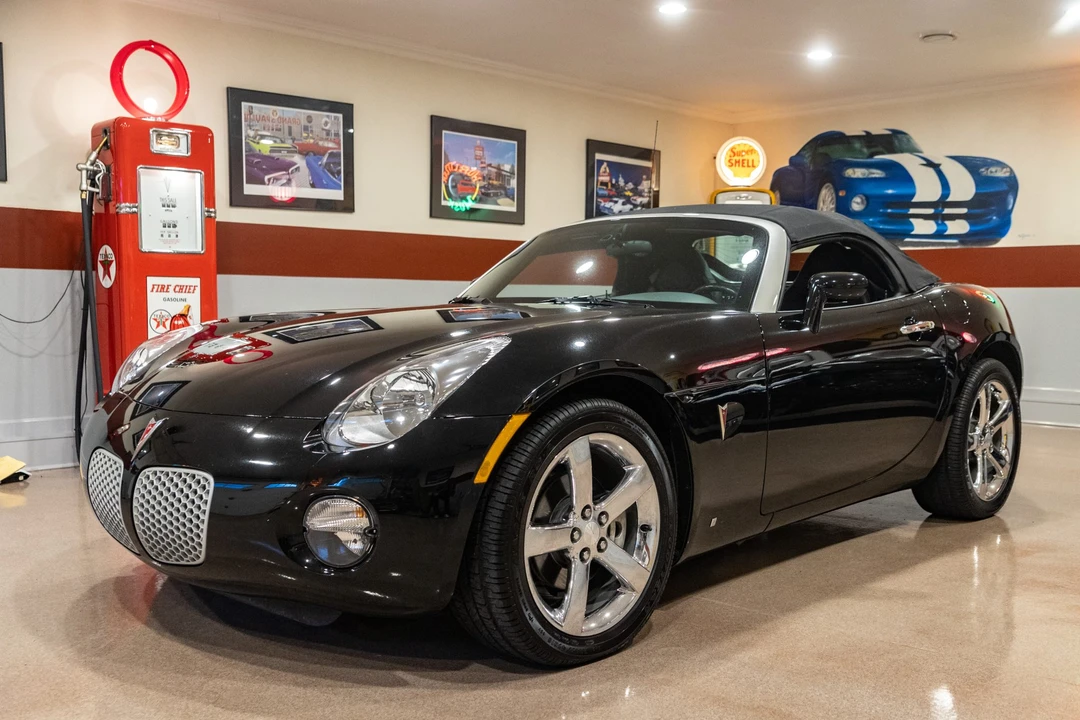 2007 Pontiac Solstice - Image 3 of 31