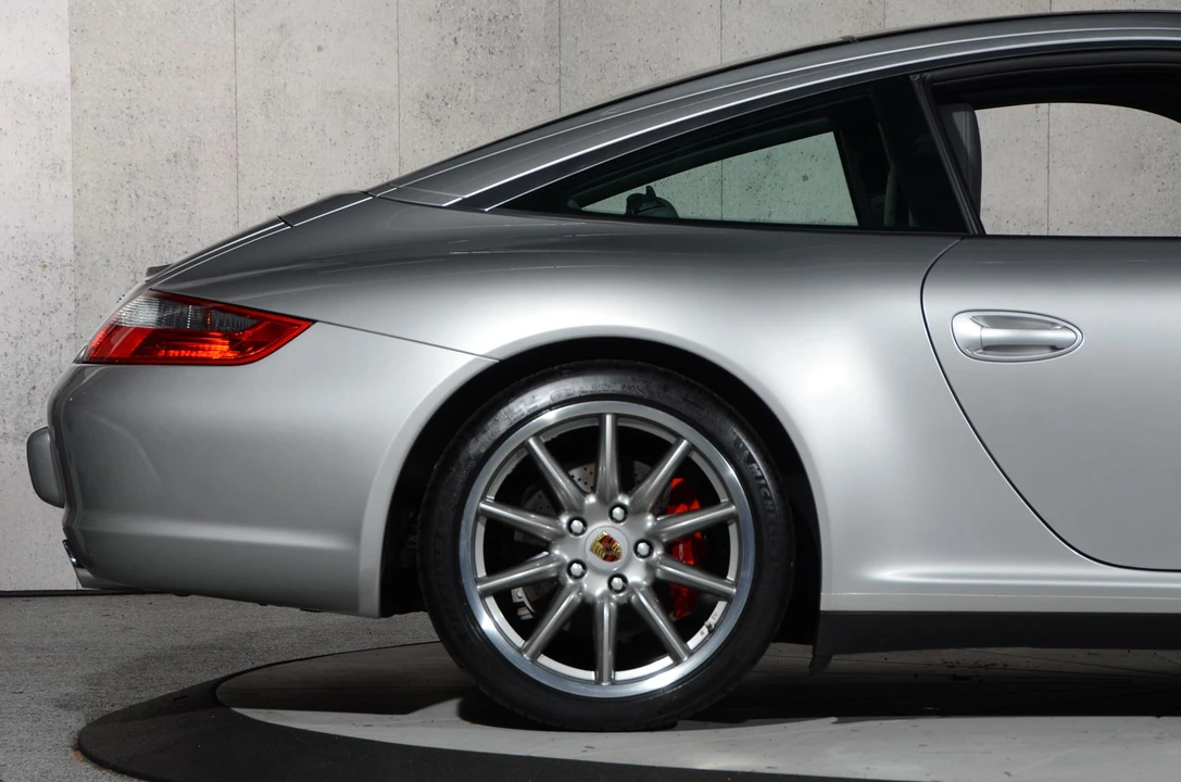 2007 Porsche 997 Carrera S - Image 12 of 31
