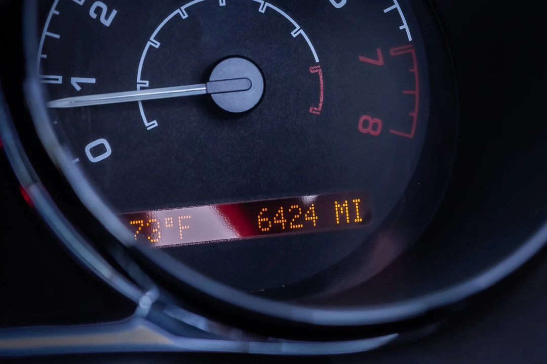 2007 Saturn Sky - Image 29 of 31