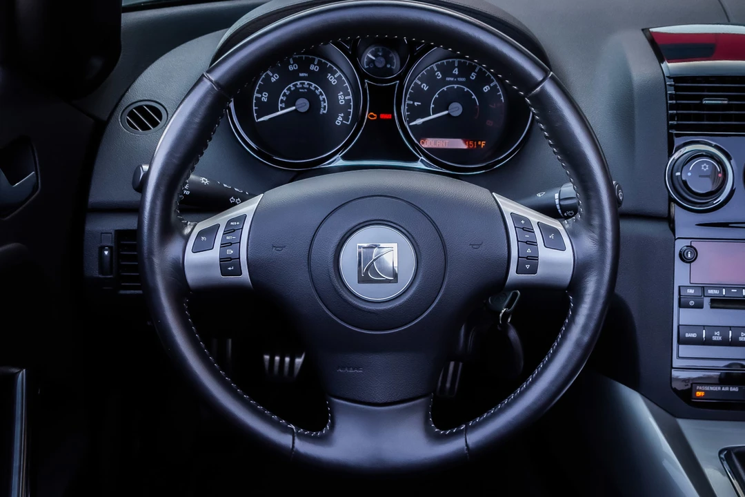 2007 Saturn Sky - Image 27 of 31