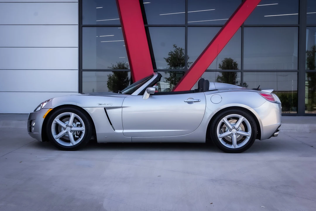 2007 Saturn Sky - Image 10 of 31