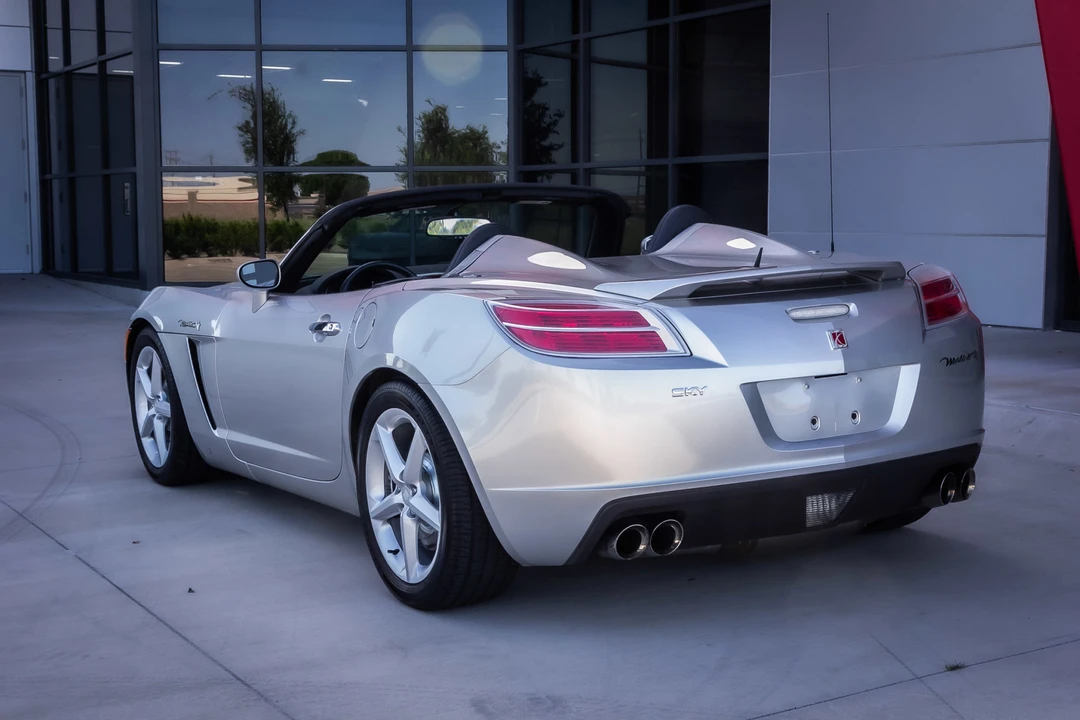 2007 Saturn Sky - Image 11 of 31