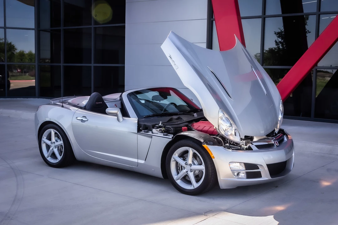 2007 Saturn Sky - Image 13 of 31