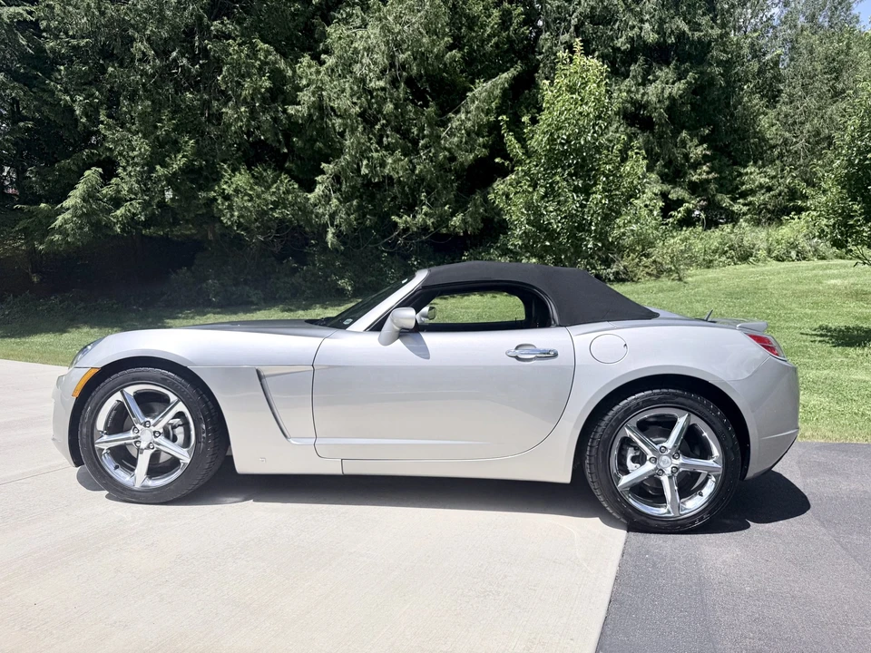 2007 Saturn Sky Red Line - Image 22 of 31