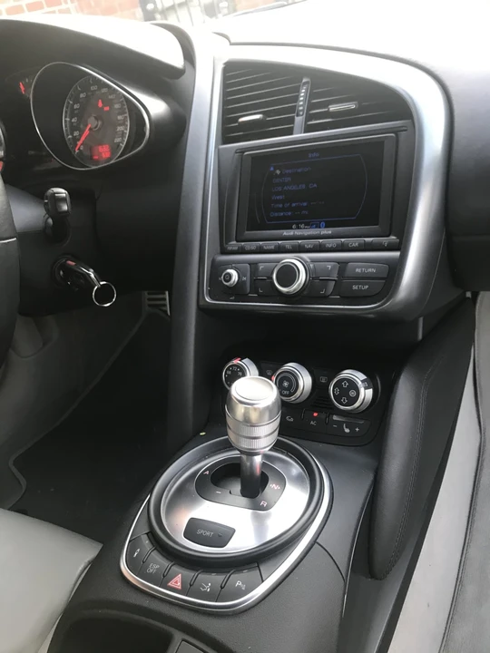2008 Audi 42 R8 - Image 28 of 31