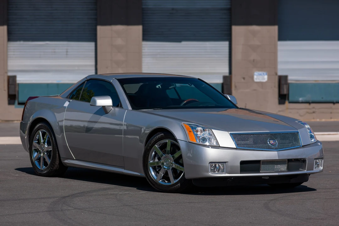 2008 Cadillac XLR - Image 20 of 31