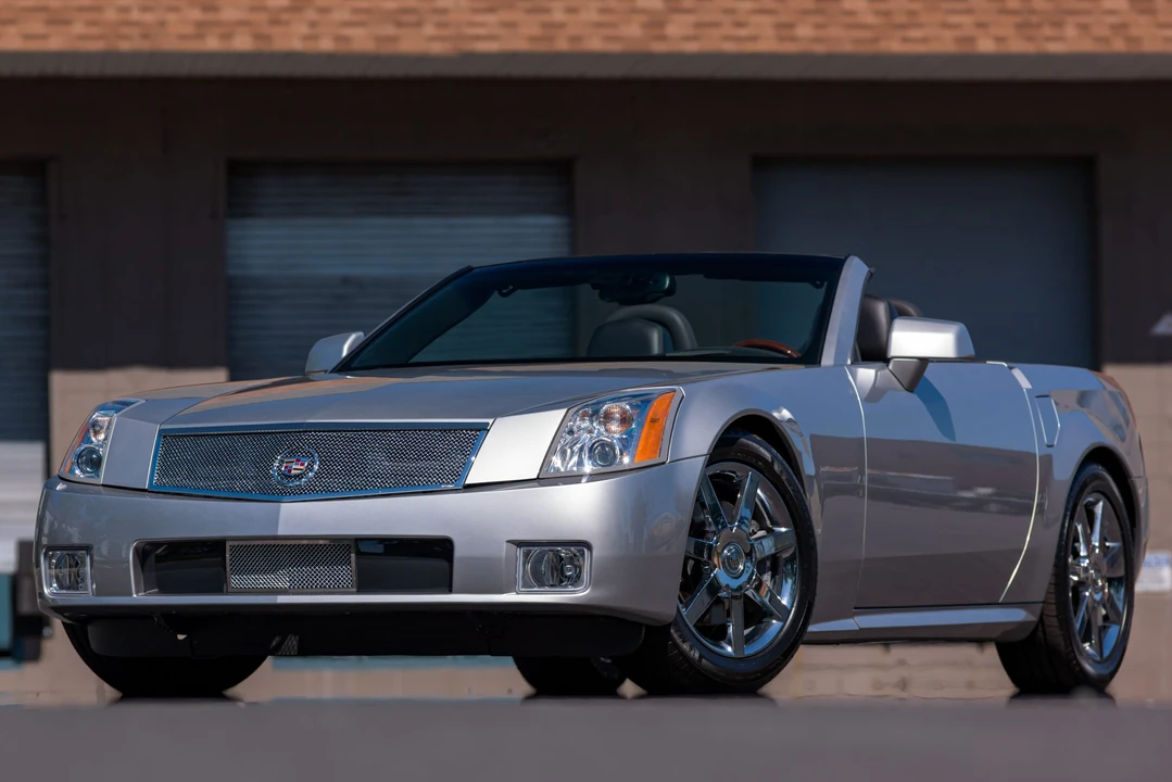 2008 Cadillac XLR - Image 6 of 31