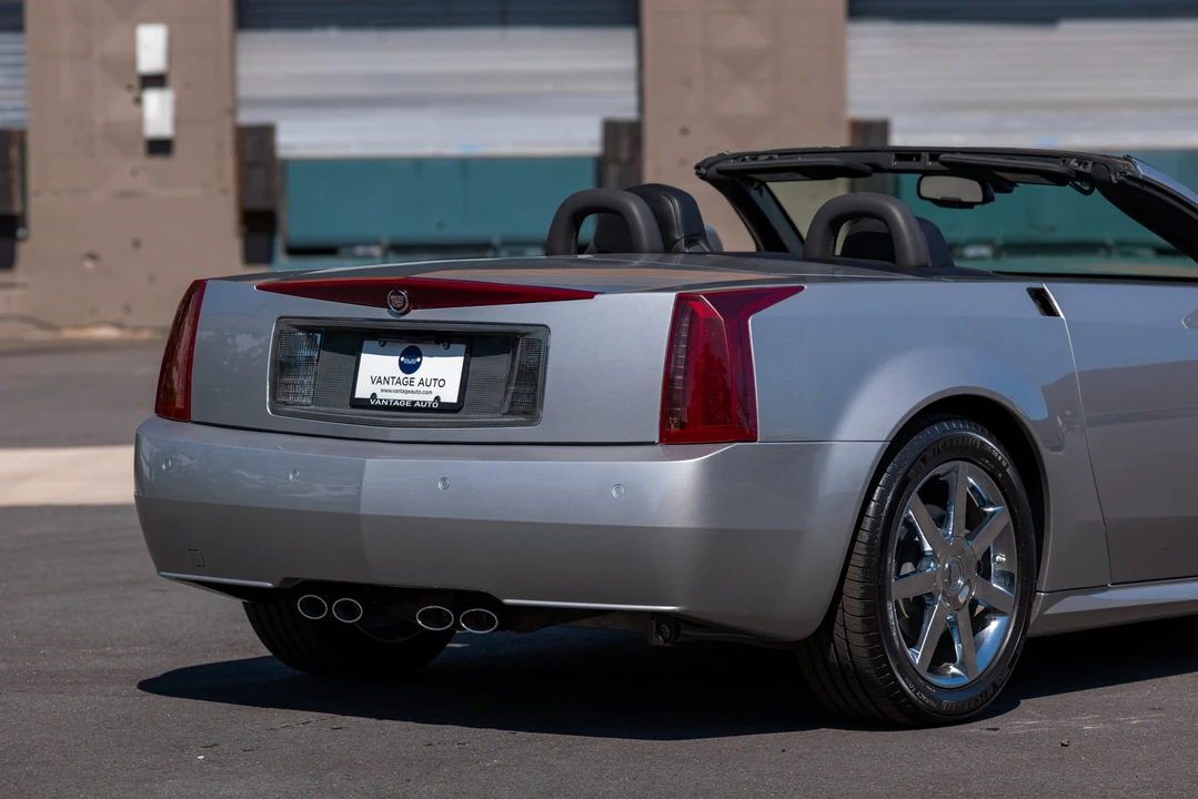 2008 Cadillac XLR - Image 30 of 31