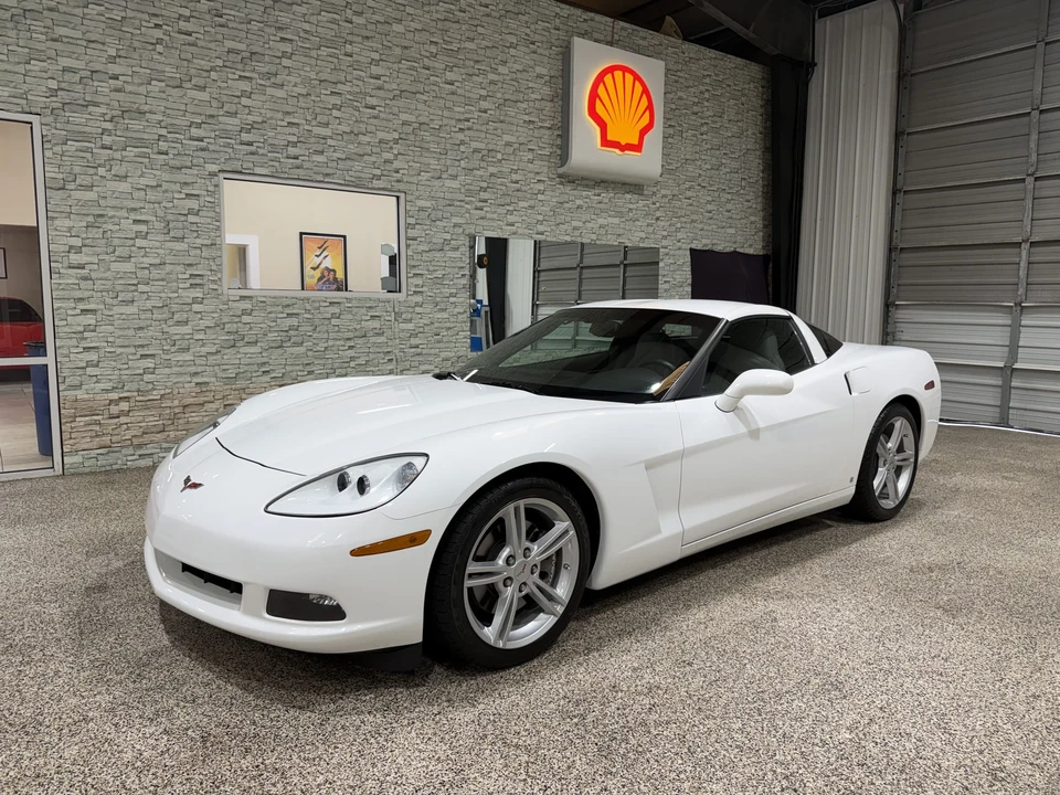 2008 Chevrolet Corvette C6 - Image 6 of 31