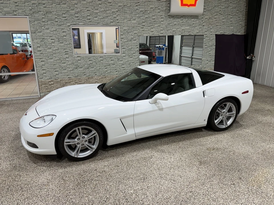 2008 Chevrolet Corvette C6 - Image 7 of 31