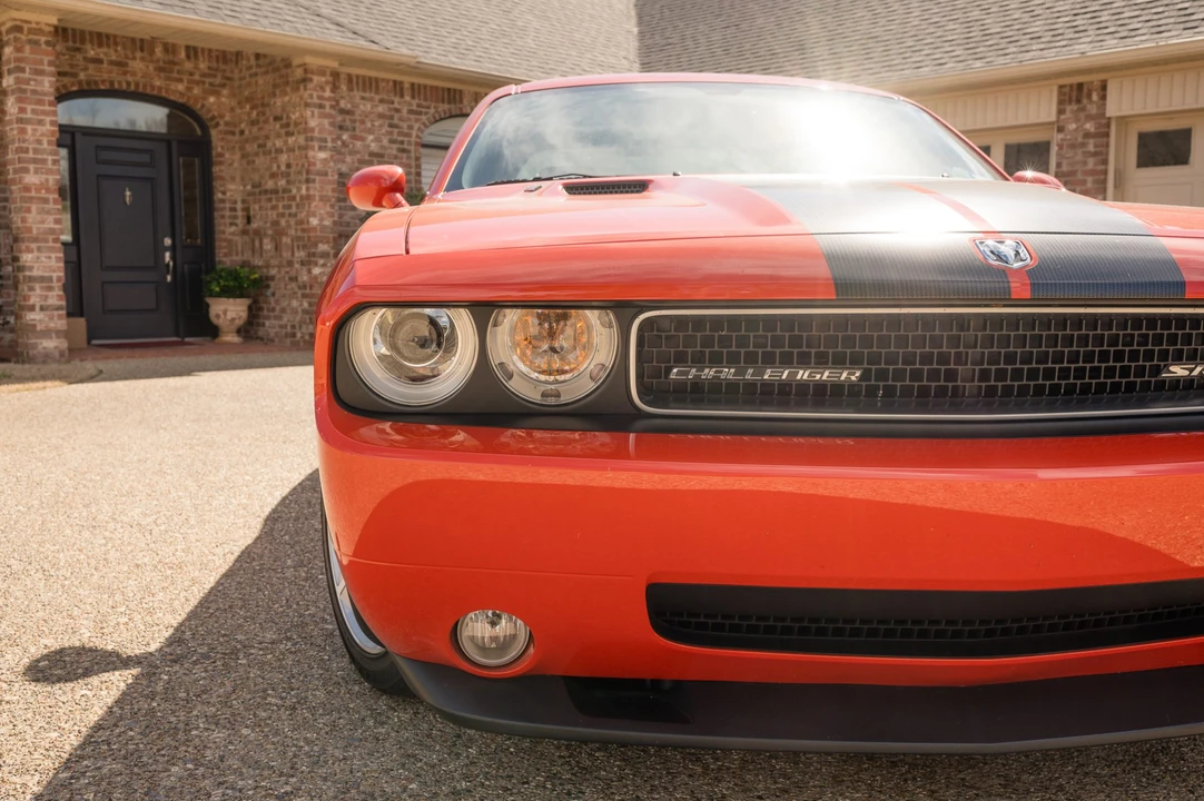 2008 Dodge Challenger SRT8 & 392 3rd Gen - Image 16 of 31