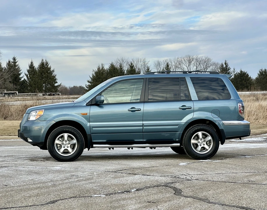 2008 Honda Pilot 1st Gen - Image 9 of 31