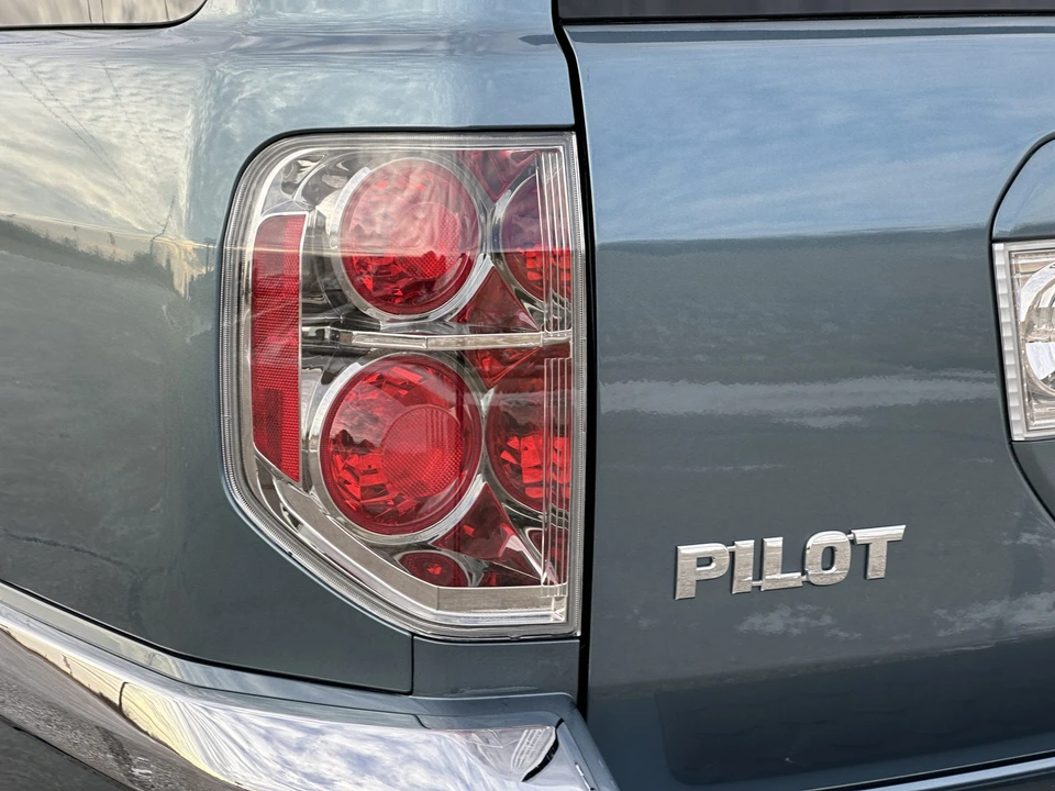 2008 Honda Pilot 1st Gen - Image 30 of 31