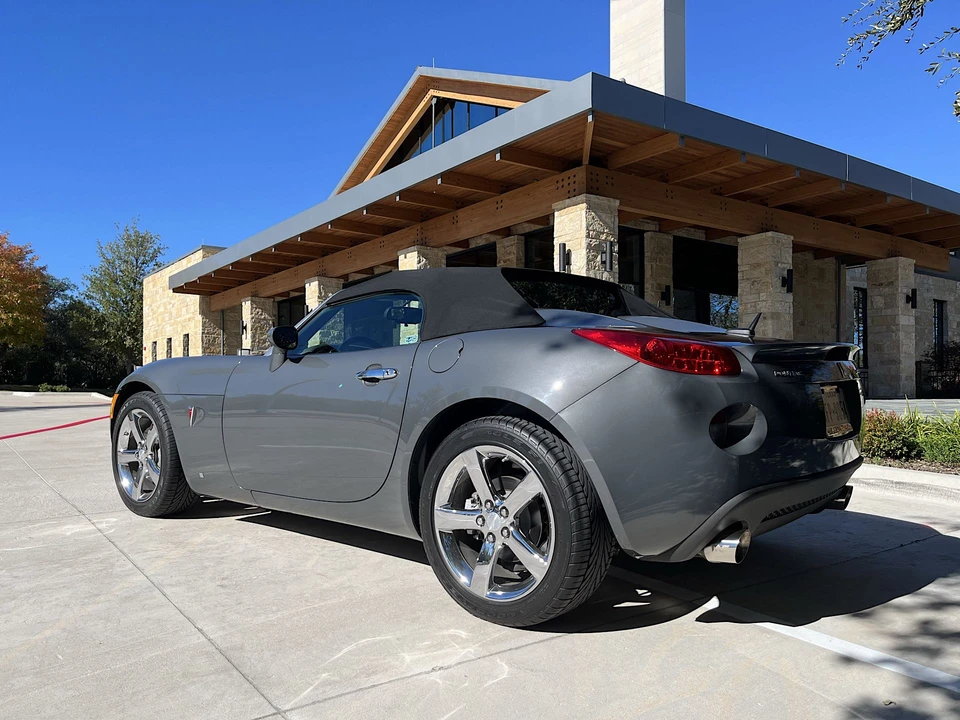 2008 Pontiac Solstice GXP - Image 12 of 31