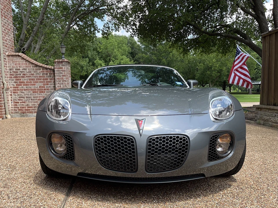 2008 Pontiac Solstice GXP - Image 18 of 31