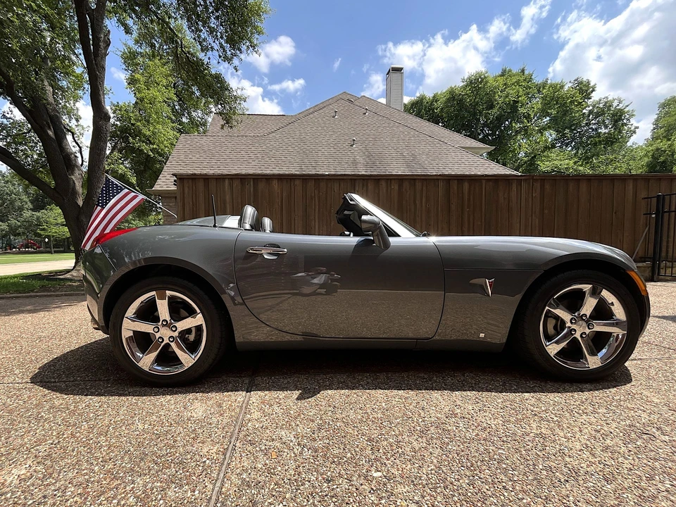 2008 Pontiac Solstice GXP - Image 5 of 31