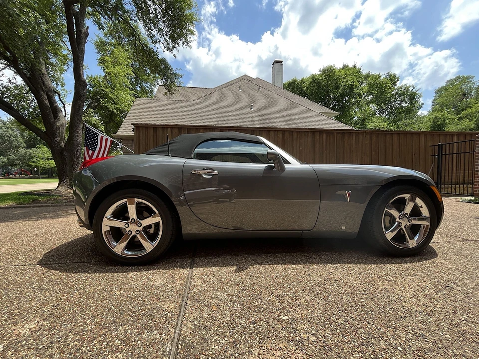 2008 Pontiac Solstice GXP - Image 16 of 31