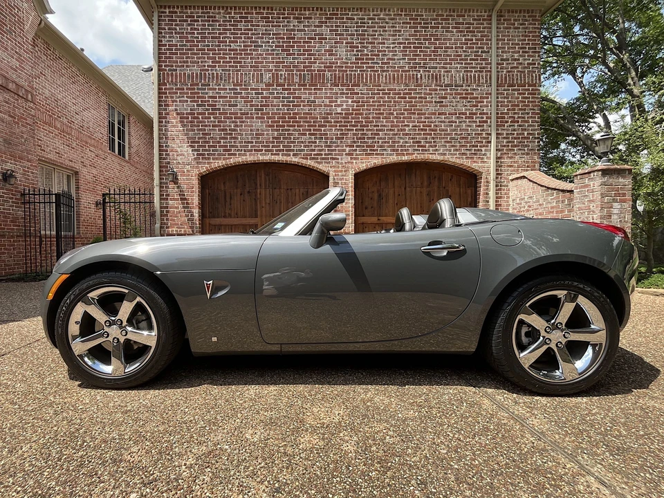 2008 Pontiac Solstice GXP - Image 6 of 31