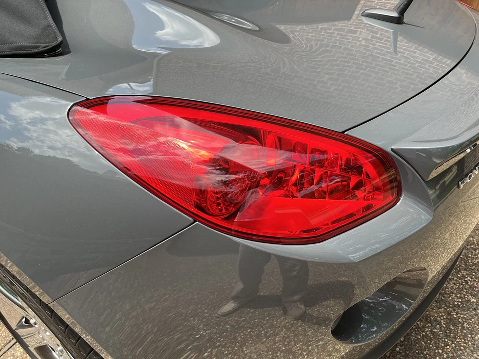 2008 Pontiac Solstice GXP - Image 25 of 31