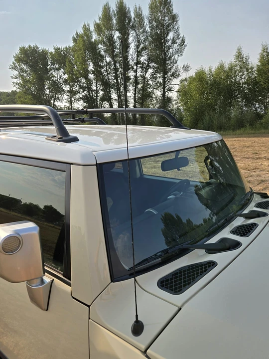 2008 Toyota FJ Cruiser - Image 29 of 31