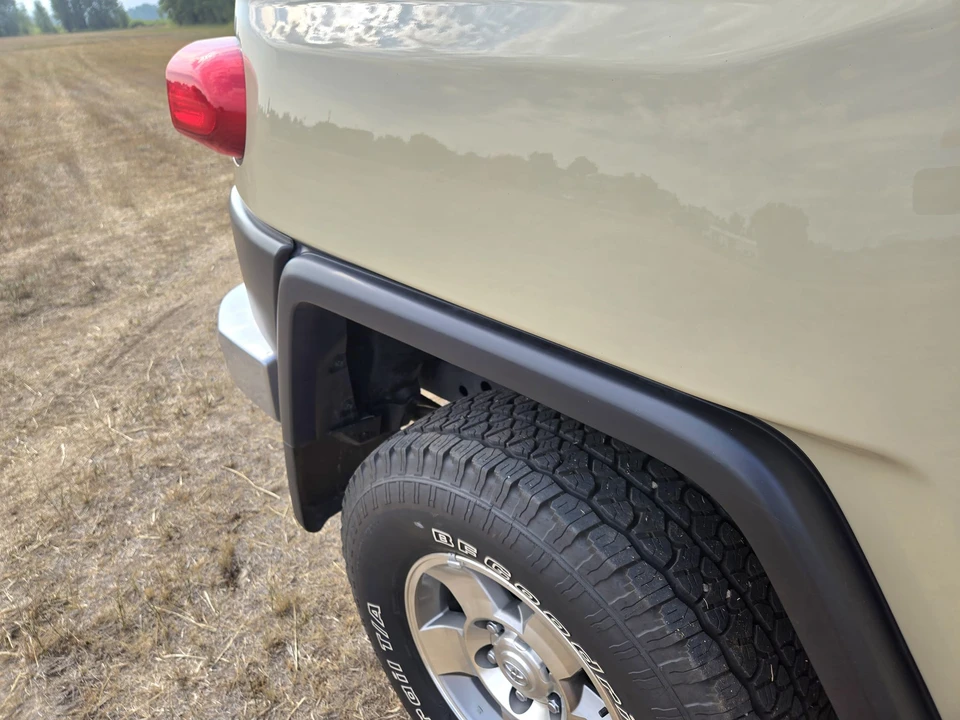 2008 Toyota FJ Cruiser - Image 26 of 31