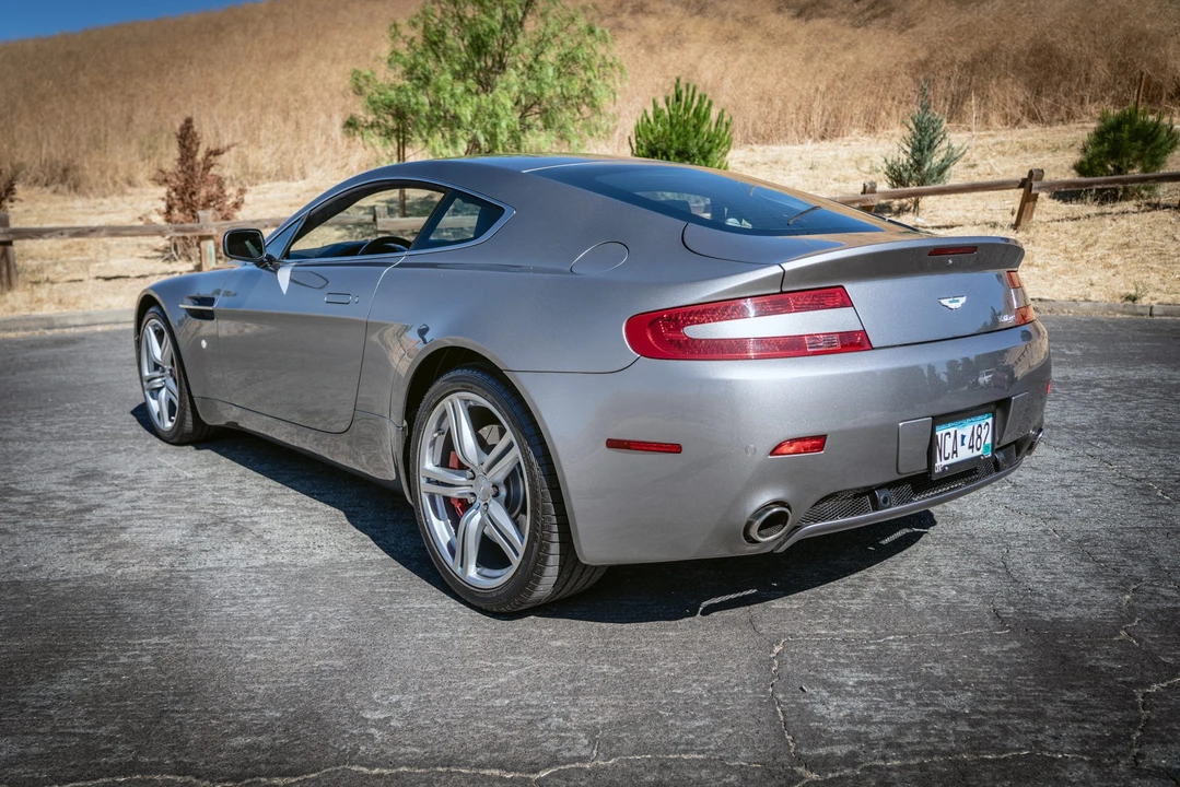2009 Aston Martin V8 Vantage (2006-2017) - Image 5 of 31