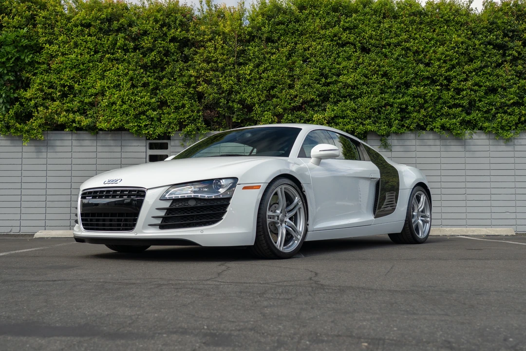 2009 Audi 42 R8 - Image 2 of 31