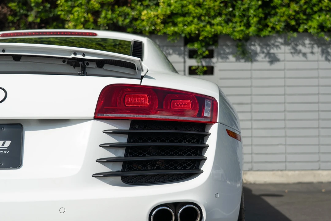 2009 Audi 42 R8 - Image 24 of 31