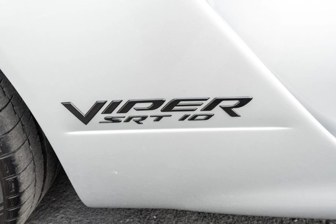 2009 Dodge Viper 4th Gen - Image 28 of 31