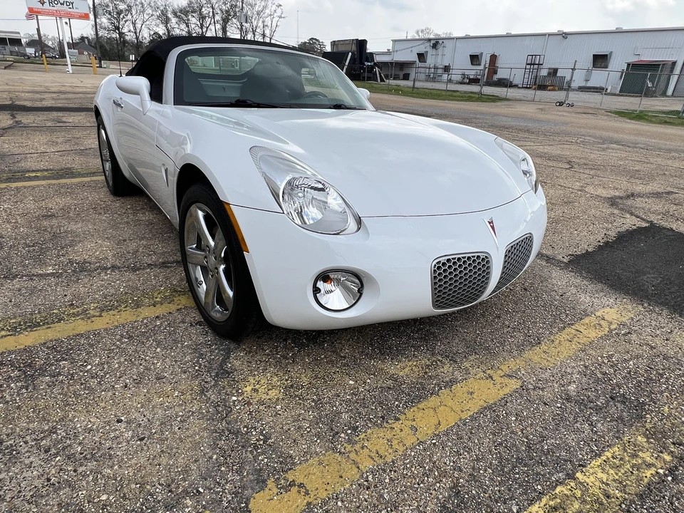2009 Pontiac Solstice - Image 7 of 31