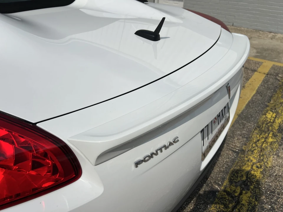 2009 Pontiac Solstice - Image 11 of 31