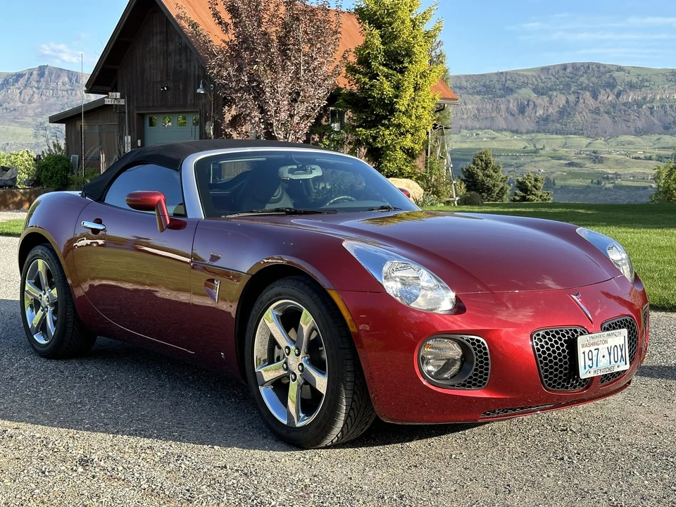 2009 Pontiac Solstice GXP - Image 23 of 31