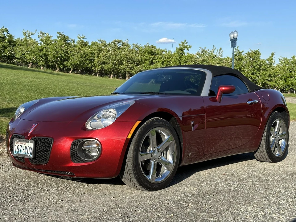 2009 Pontiac Solstice GXP - Image 17 of 31