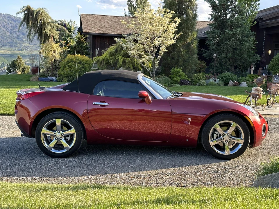 2009 Pontiac Solstice GXP - Image 22 of 31
