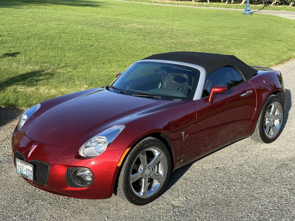 2009 Pontiac Solstice GXP - Image 24 of 31