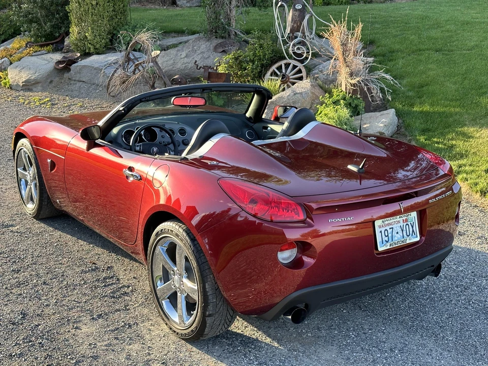 2009 Pontiac Solstice GXP - Image 11 of 31