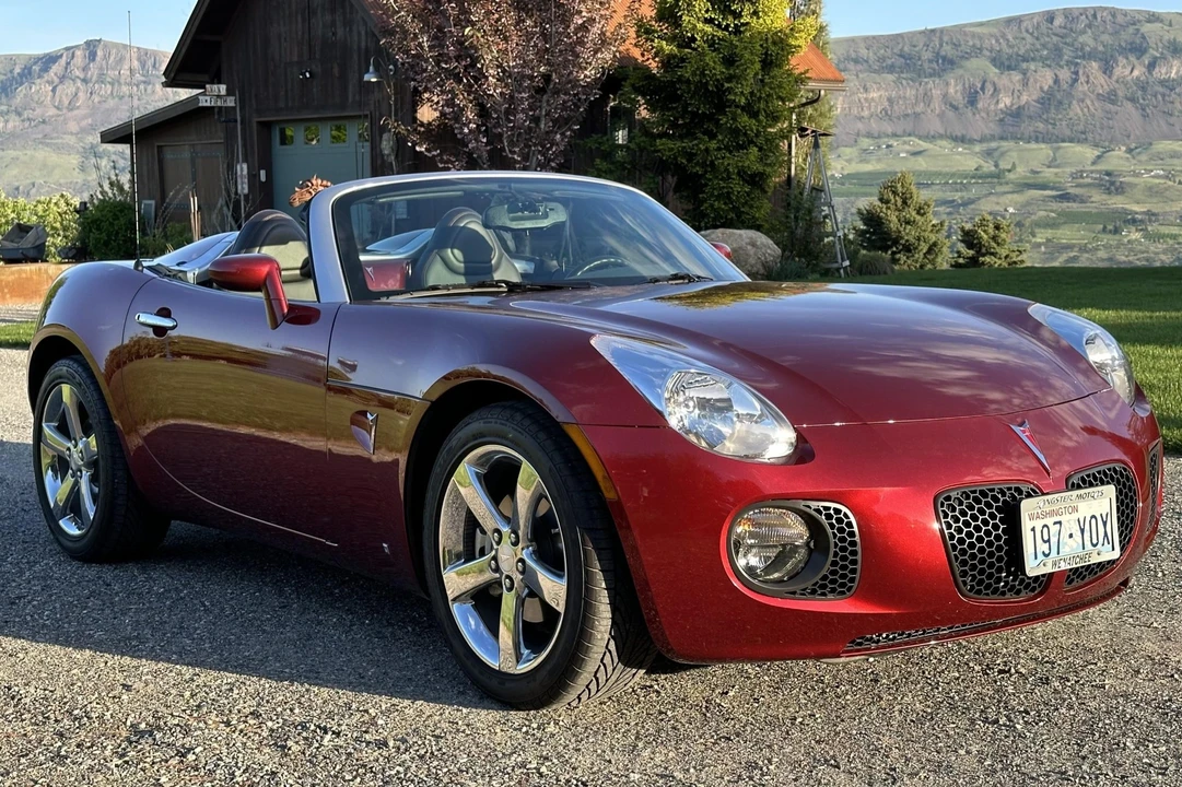 2009 Pontiac Solstice GXP - Image 7 of 31