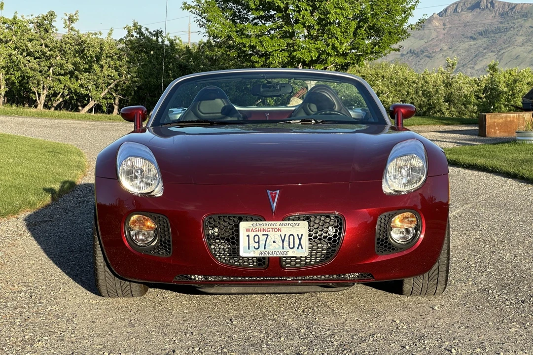 2009 Pontiac Solstice GXP - Image 8 of 31