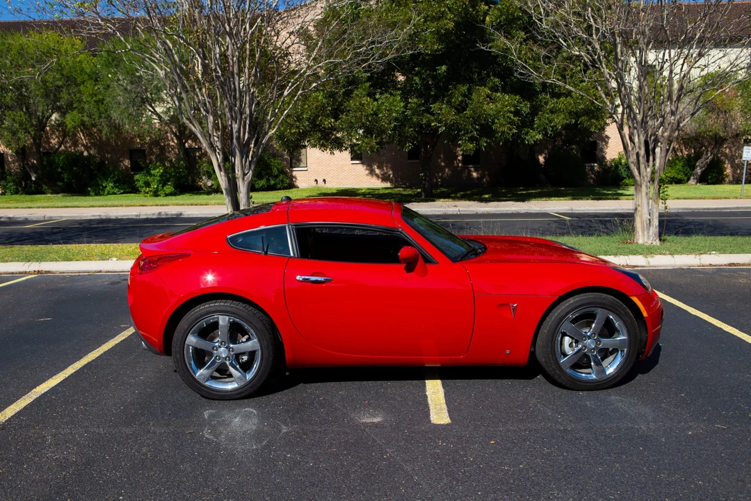 2009 Pontiac Solstice GXP - Image 8 of 31