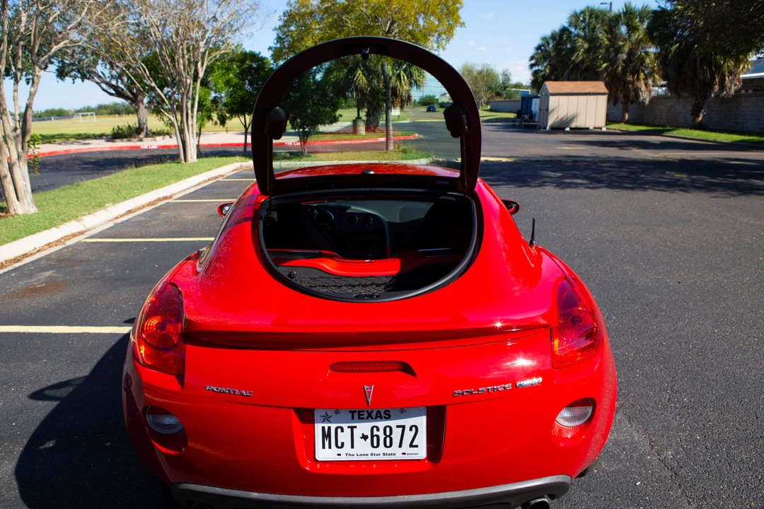 2009 Pontiac Solstice GXP - Image 5 of 31