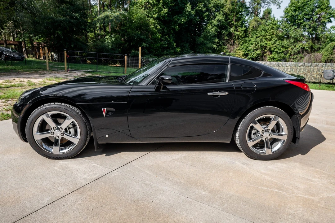 2009 Pontiac Solstice GXP - Image 3 of 31