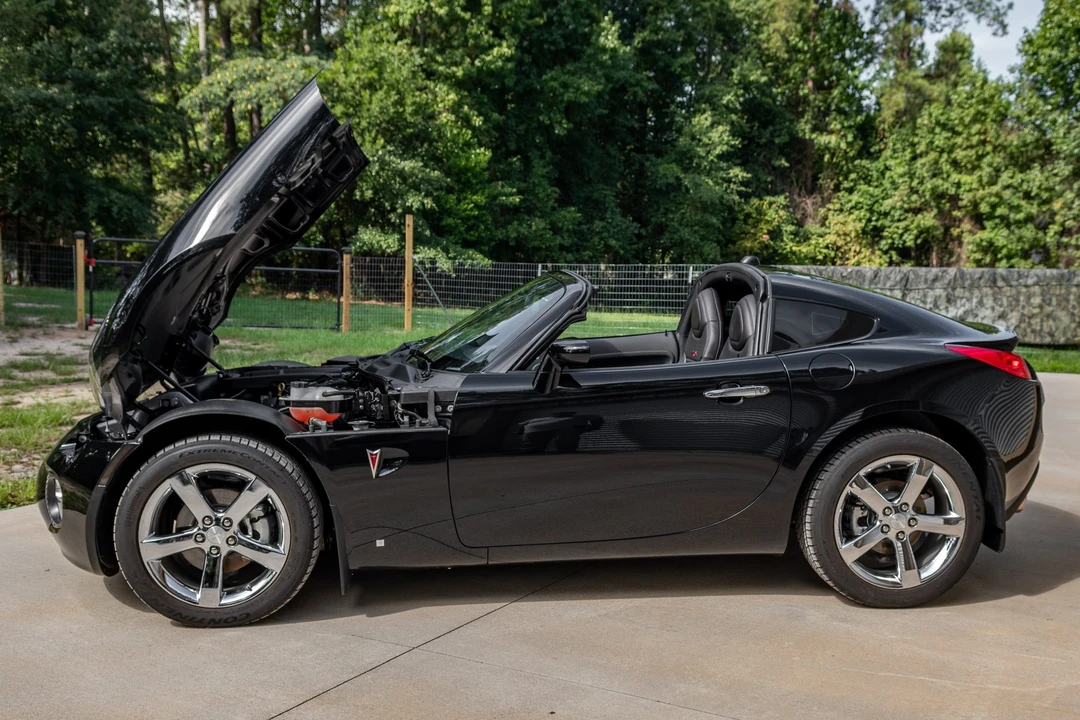 2009 Pontiac Solstice GXP - Image 16 of 31