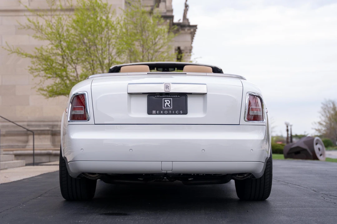 2009 Rolls-Royce Phantom VII - Image 15 of 31