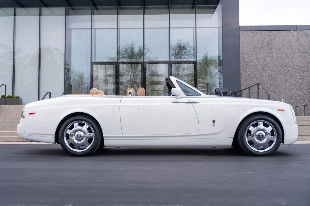 2009 Rolls-Royce Phantom VII - Image 13 of 31