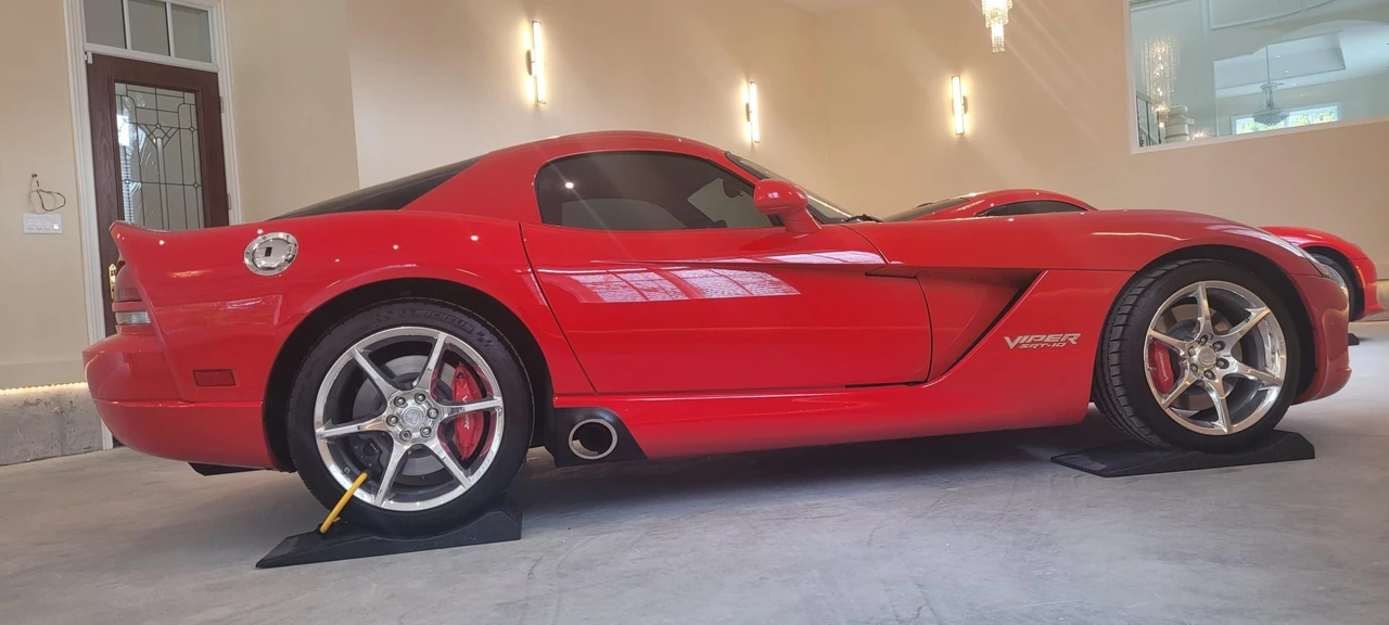 2010 Dodge Viper 4th Gen - Image 9 of 31