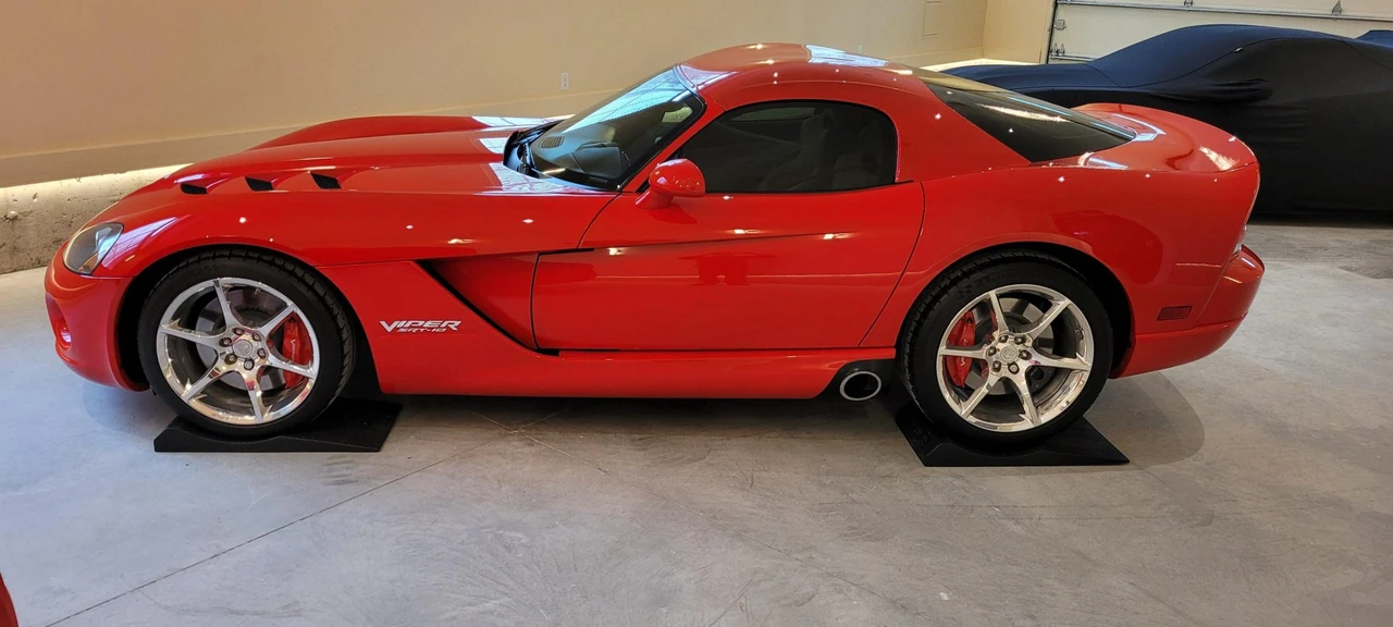 2010 Dodge Viper 4th Gen - Image 17 of 31
