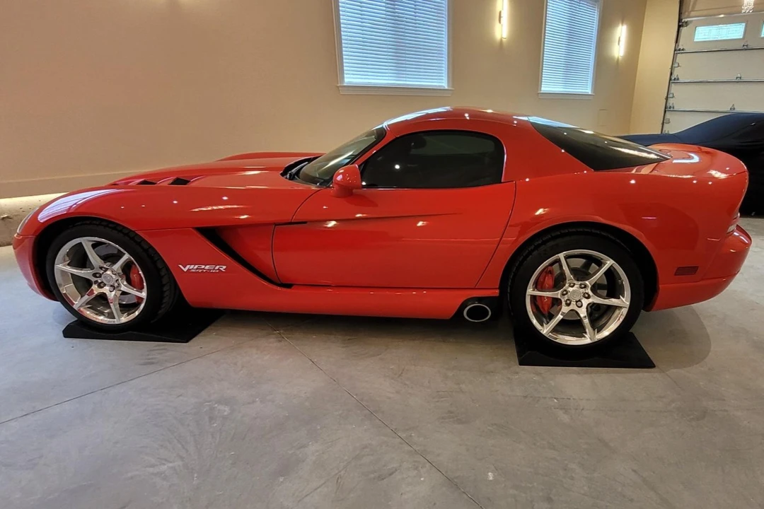 2010 Dodge Viper 4th Gen - Image 16 of 31