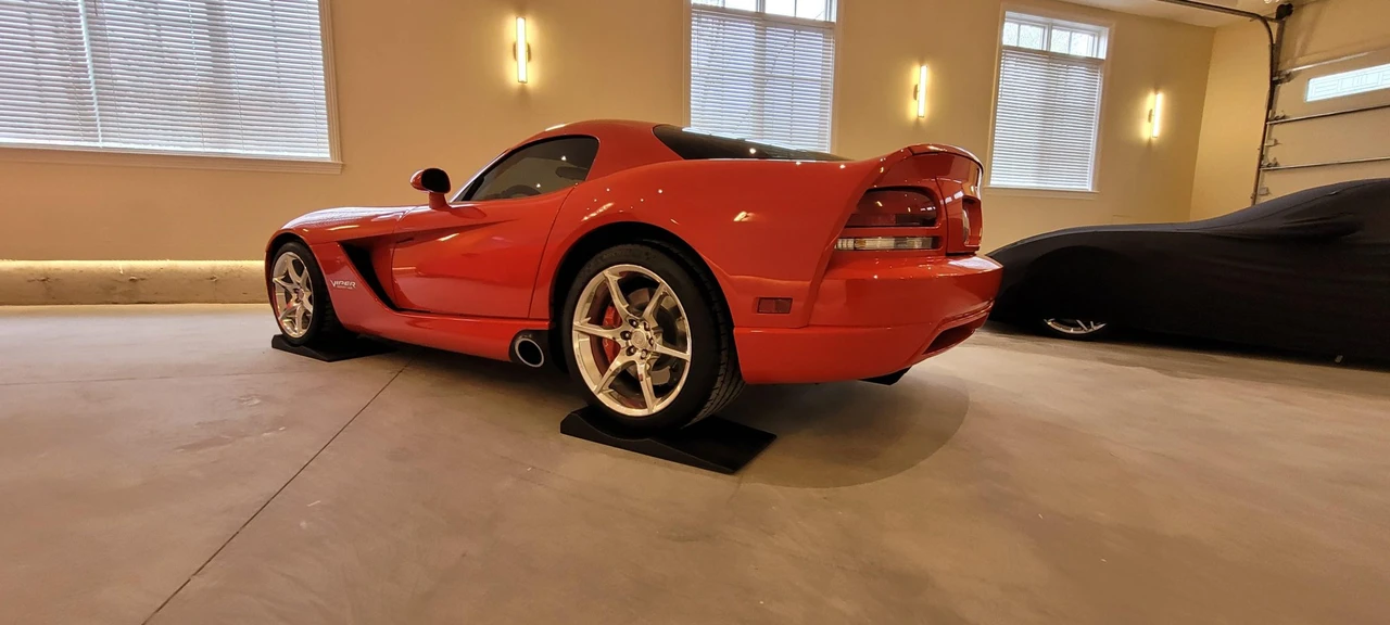 2010 Dodge Viper 4th Gen - Image 29 of 31